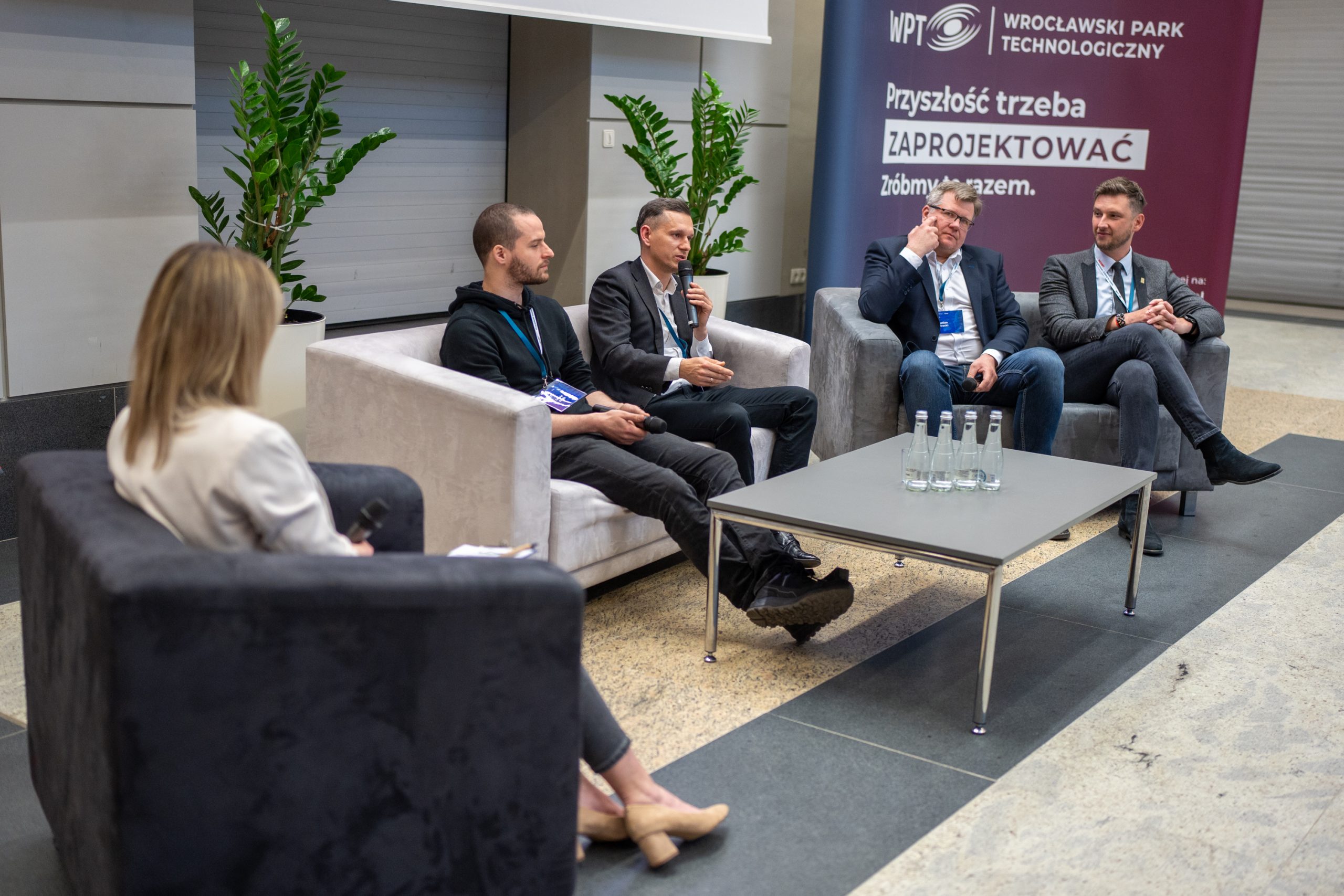 GRA05656 Czy jesteśmy gotowi na rewolucję AI? Uczestnicy wczorajszej konferencji poznali odpowiedź