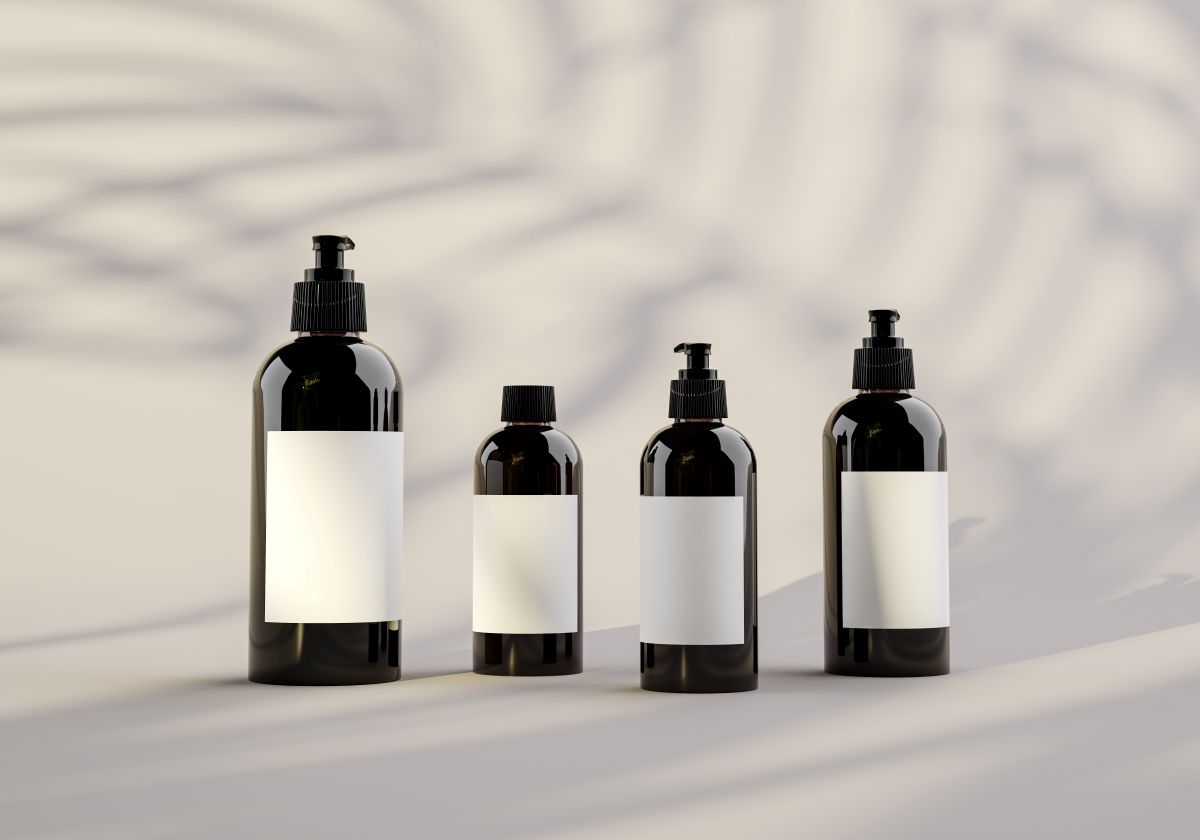 Opakowania kosmetyków i suplementów z miejscem na etykietę – etap komercjalizacji produktu realizowany w Wrocławskim Parku Technologicznym.