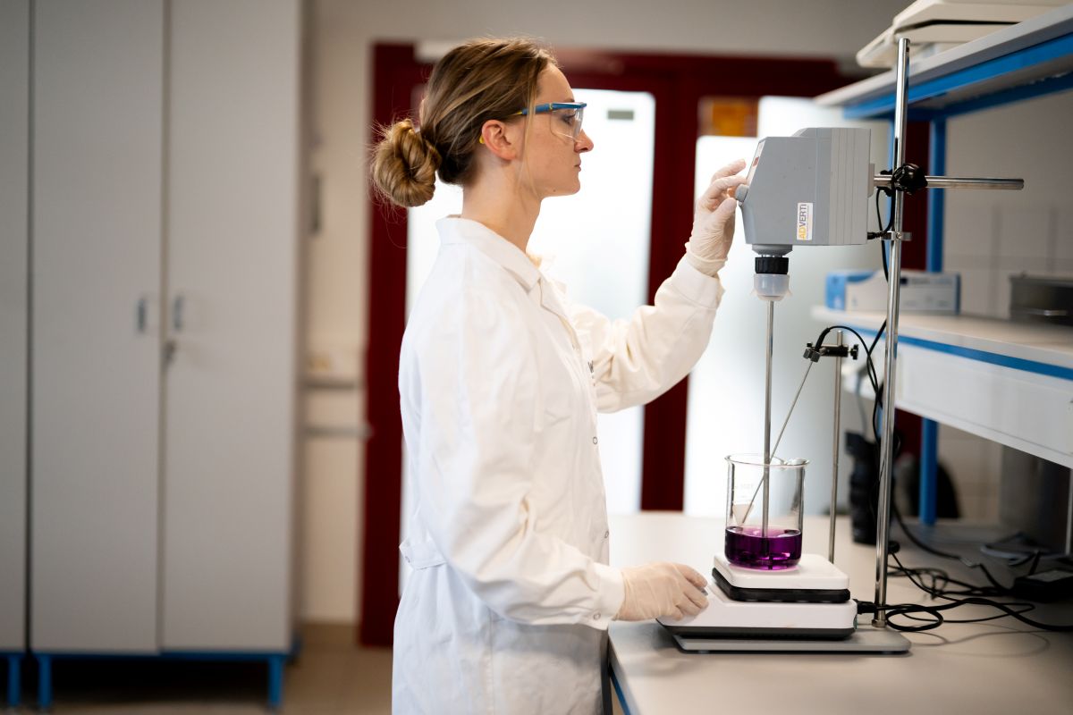 Prace laboratoryjne w WPT